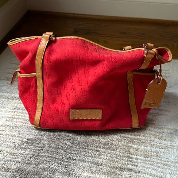 Dooney & Bourke Handbags - GUC Dooney Burke Red twill tote